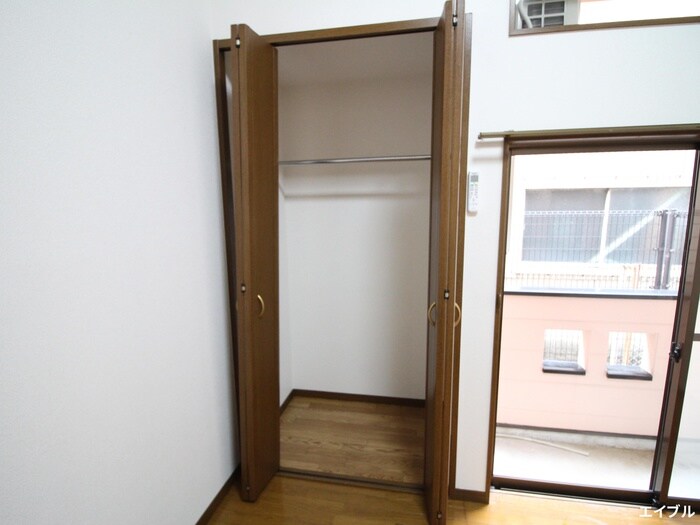 収納 ツリ－ハウス