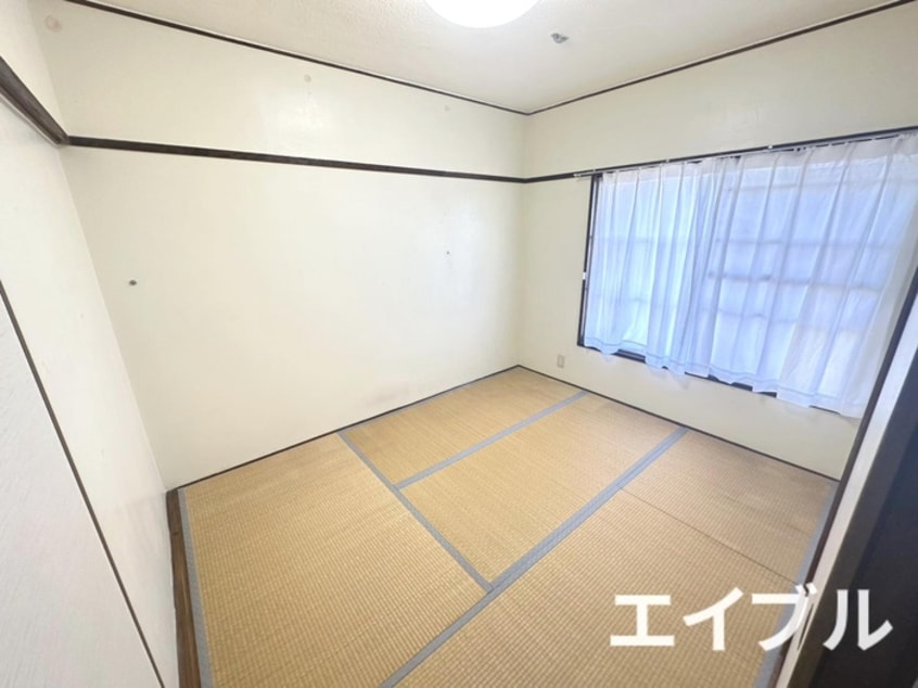 居室 下到津マンション(304)