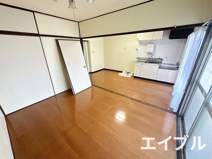 居室 下到津マンション(304)
