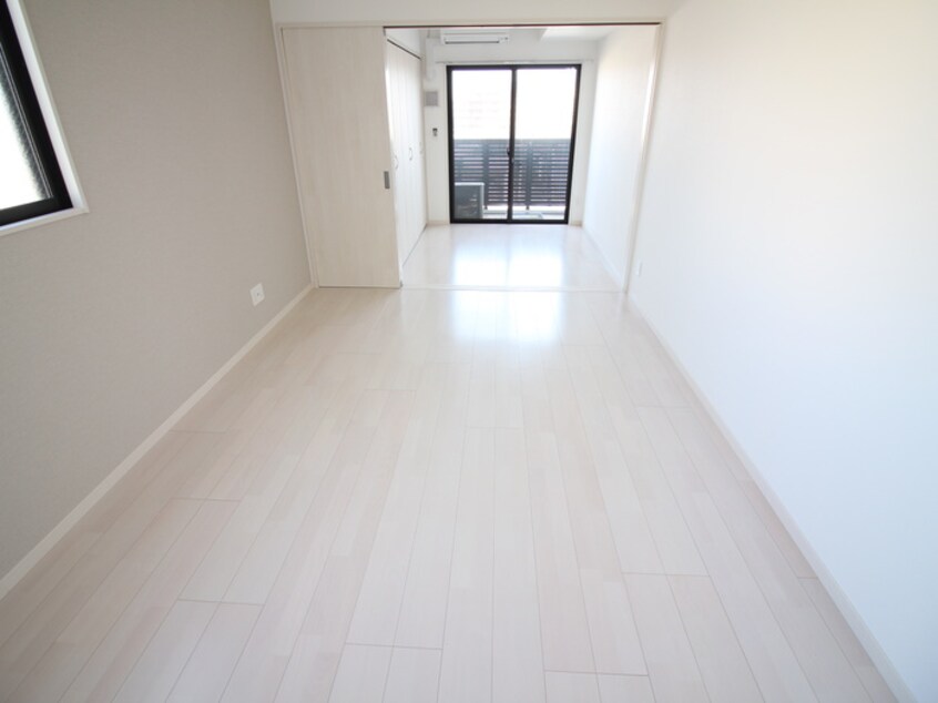 居室 modern palazzo 姪浜 North