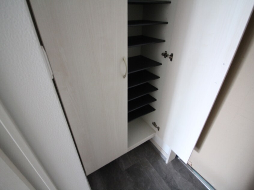 靴箱 modern palazzo 姪浜 North