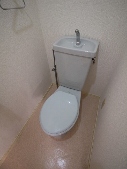 トイレ クレール大蔵Ⅱ