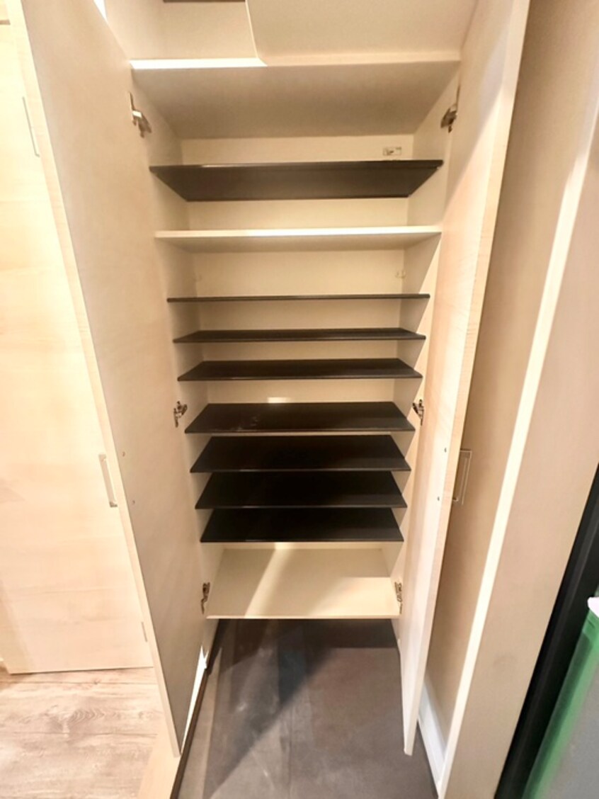 靴箱 仮)アクシオ北九州Ⅲ