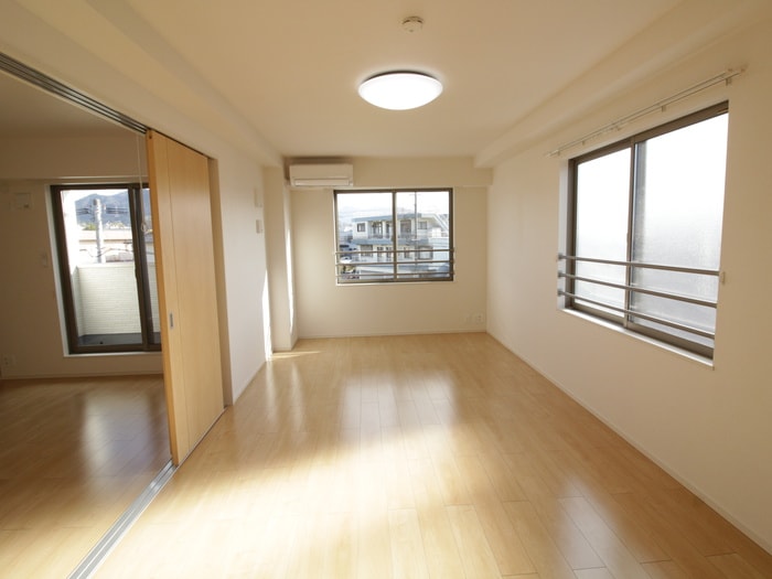 居室 サニープレイス竹末