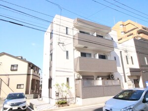 リテラ井尻クアトロ