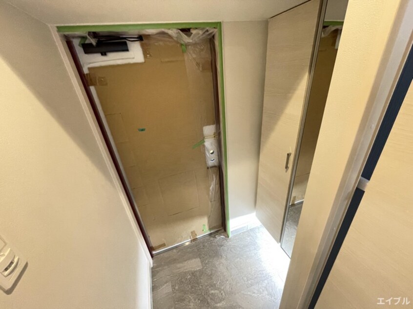 玄関 ギャラン中央