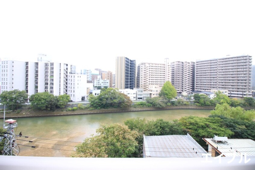 室内からの展望 ウェルブライト美野島