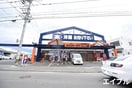 ブックオフ(本屋)まで350m ビジネス・ワン寺塚