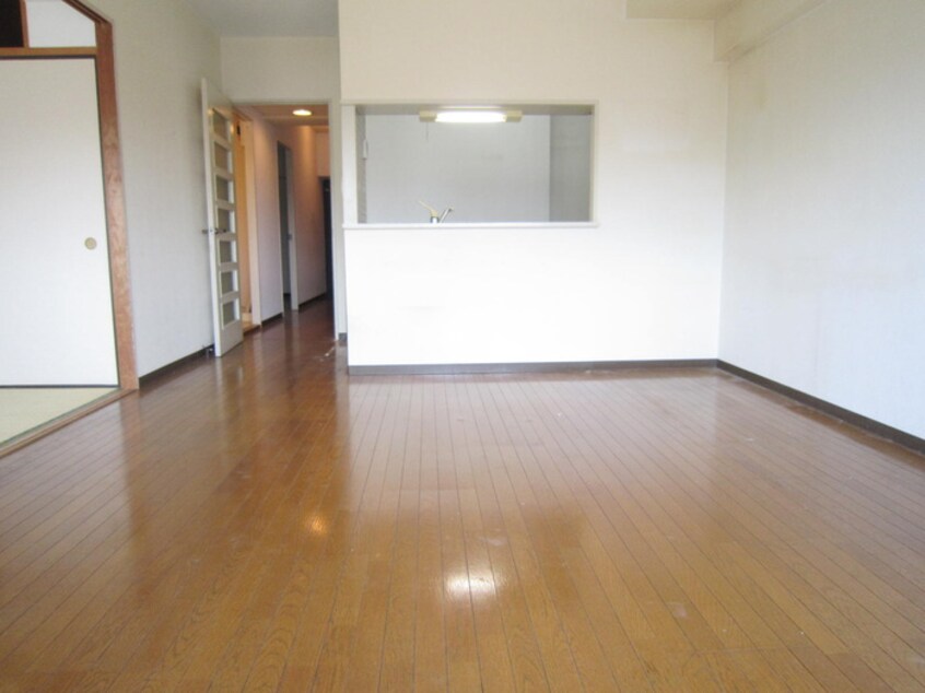 居室 カインド鳥飼