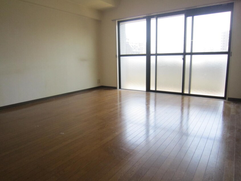 居室 カインド鳥飼