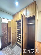 靴箱 中尾三丁目２２番貸家