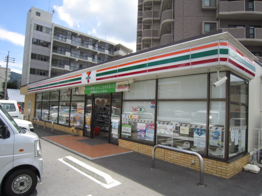 セブンイレブン東新町１丁目店(コンビニ)まで1300m アミコートⅠ