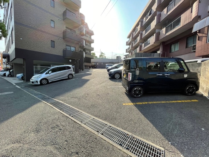 駐車場 フェルト373