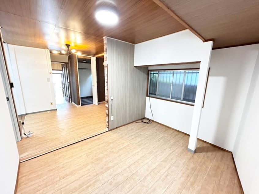 居室 景勝町9番貸家