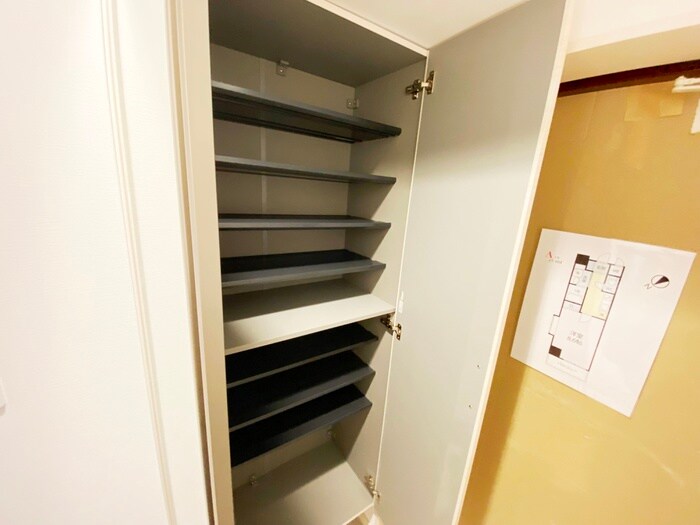 靴箱 到津の杜　桜花