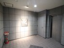 エントランス部分 シ－ロア－