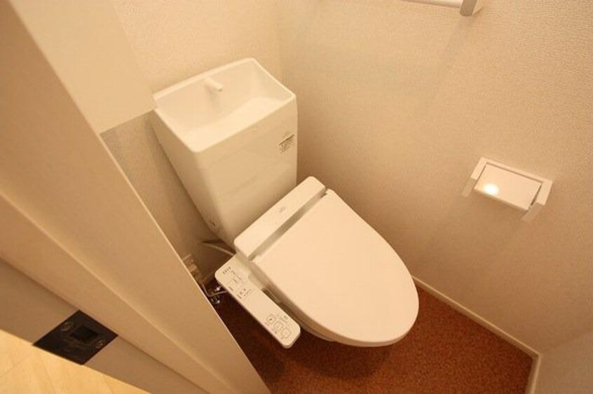 トイレ アメニティー・リヴ　B