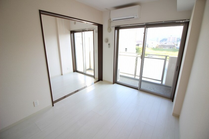 居室 ラ・フィーエ上曽根