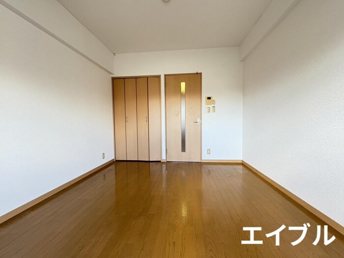 居室 サンジュエル鴨池