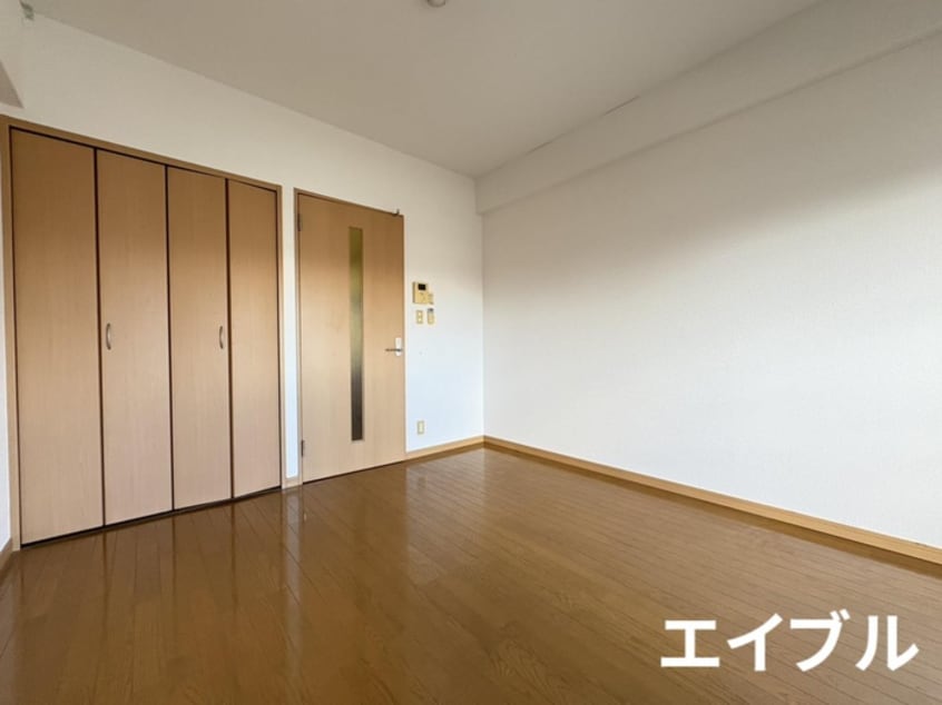 居室 サンジュエル鴨池