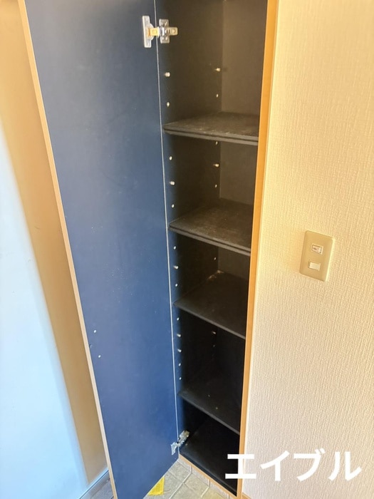 靴箱 サンジュエル鴨池