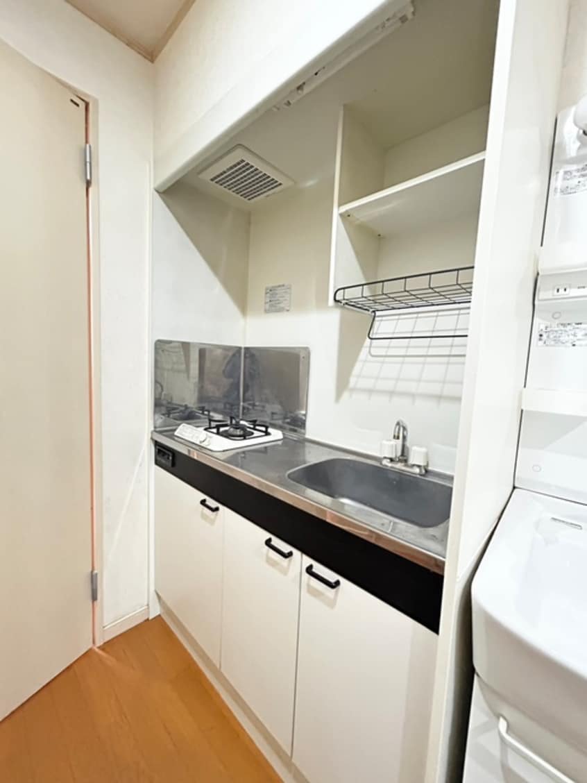 キッチン ＣＲＥＳＴ井堀