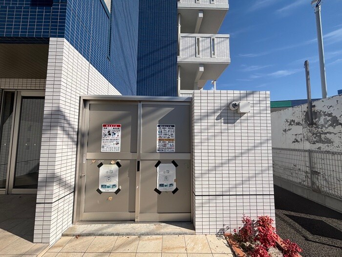 建物設備 ＬＩＦＥＦＩＥＬＤ諸岡