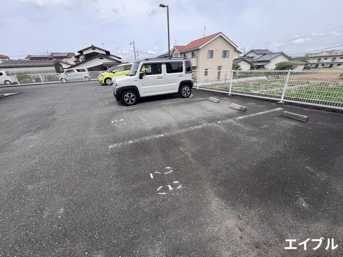 駐車場 サンシャト－和賀(２Ｌ棟)