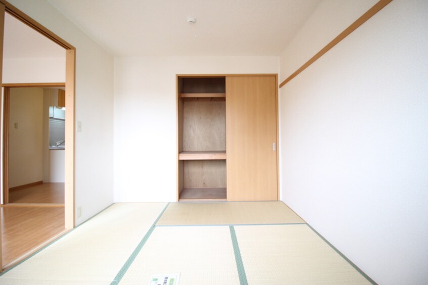 居室 コンフォーレ梅山