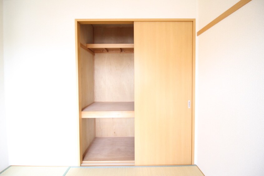 収納 コンフォーレ梅山