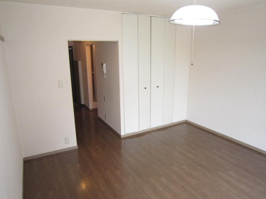 居室 サニ－コ－トＲＥＮ