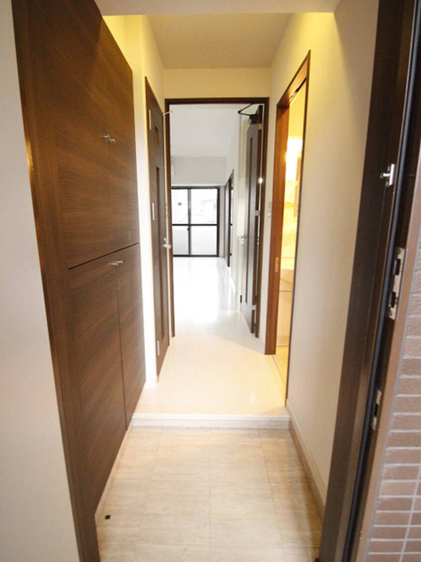 玄関 THE SQUARE・Suite Residence