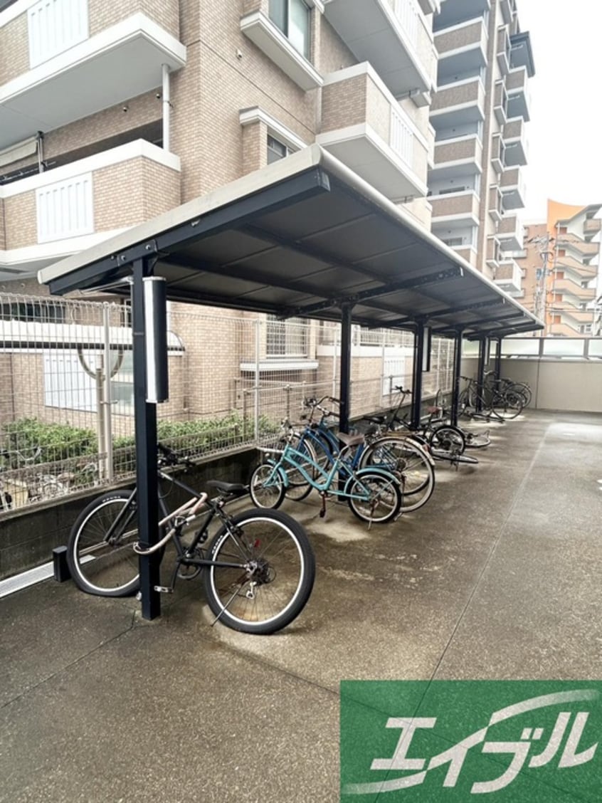 駐輪場 サンコートクボタ