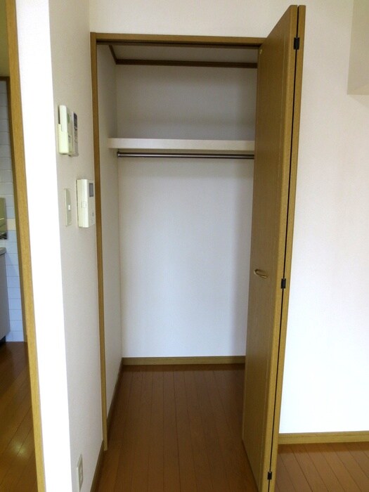 収納 セレスタイト黒崎