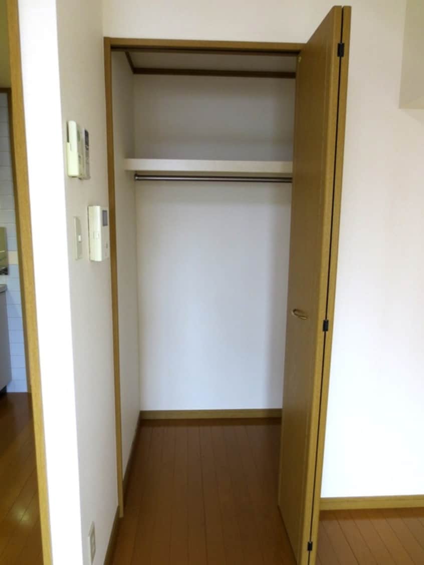 収納 セレスタイト黒崎