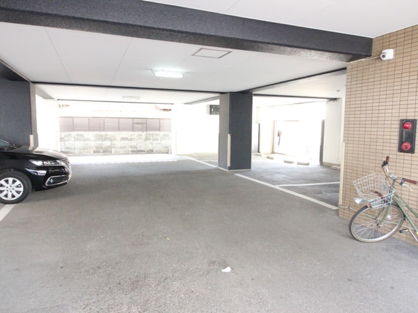 駐車場 ドリーム六本松