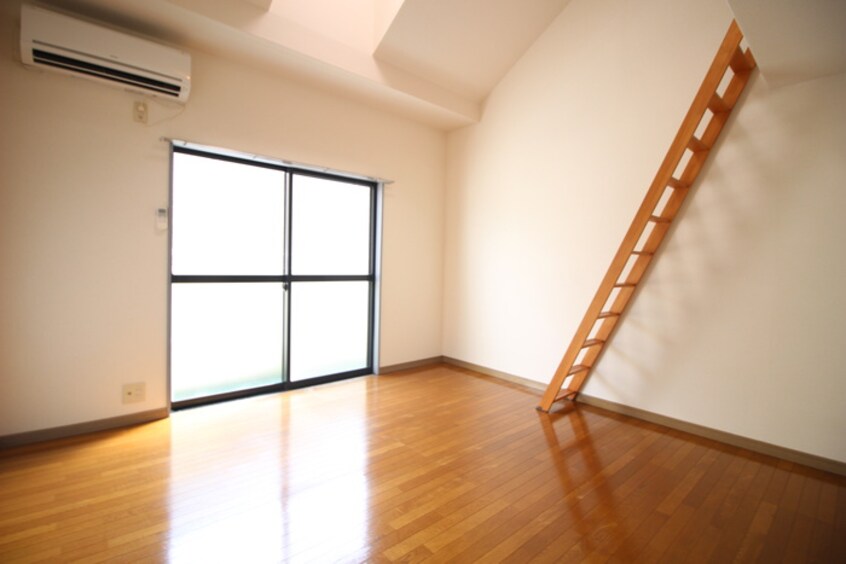 居室 ラルジュ・ボン