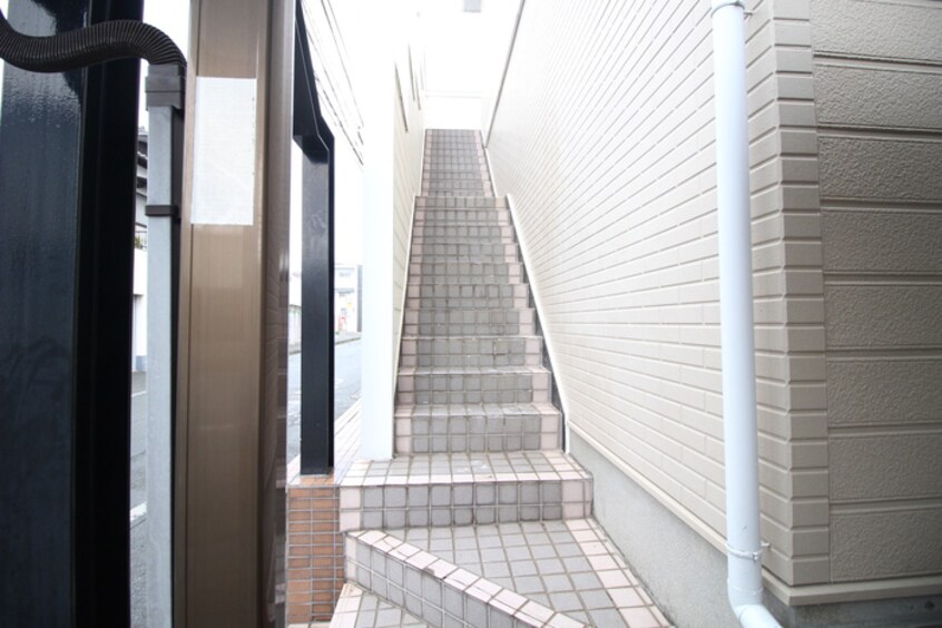 エントランス部分 ラルジュ・ボン