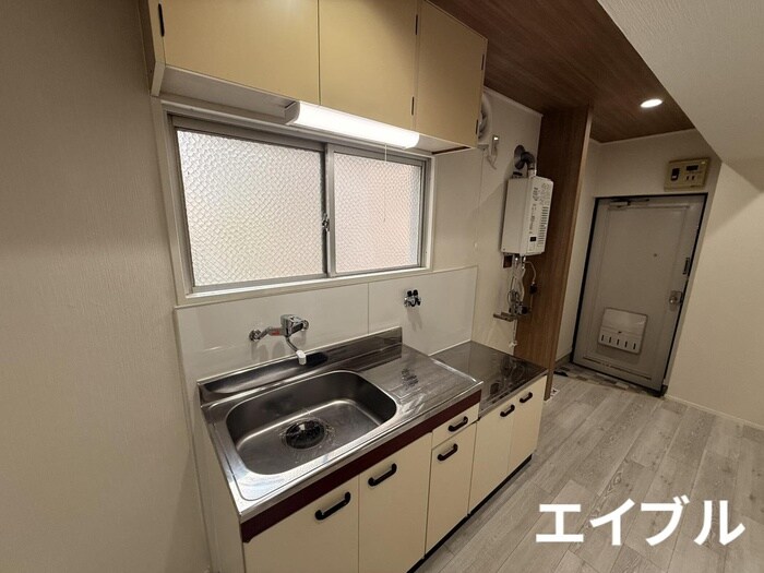 キッチン パレスビル