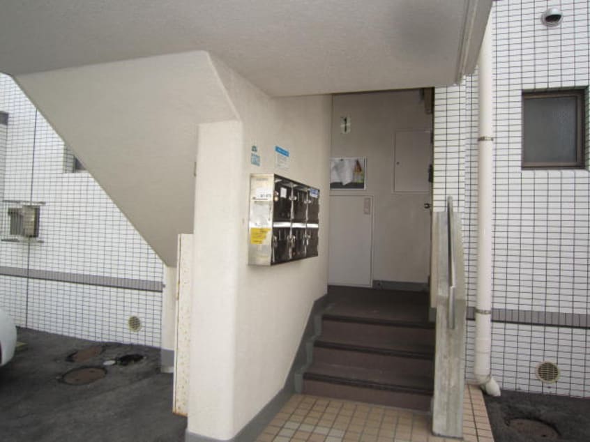 エントランス部分 毛利ハイツ Ⅰ