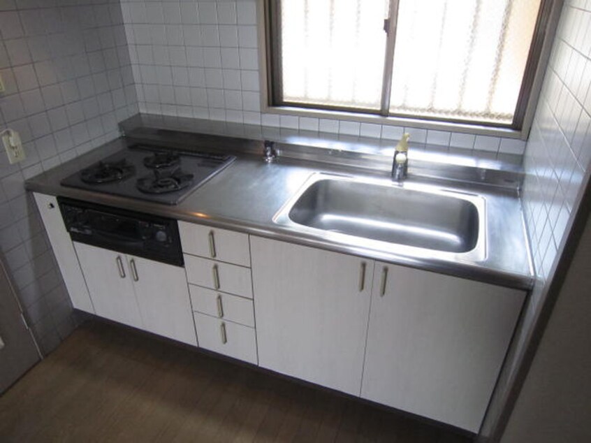 キッチン ダイナコ－ト折尾Ⅱ(403)