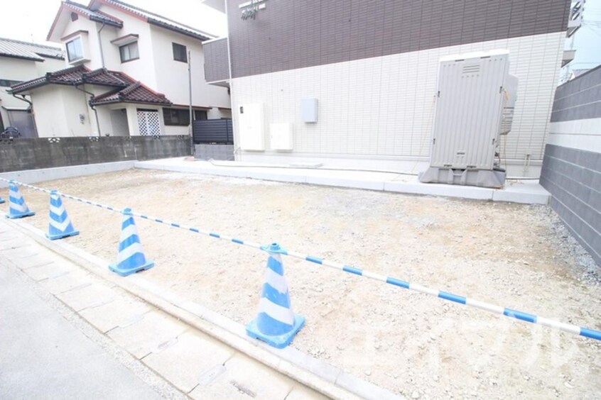 駐車場 プレシボヌール弥永