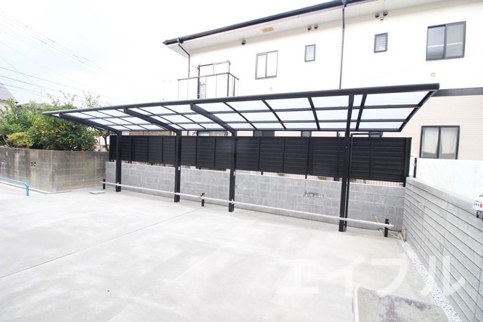 駐輪場 プレシボヌール弥永