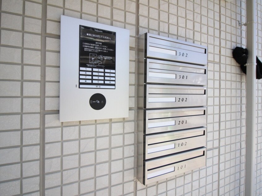 エントランス部分 ｻﾝﾌｨｯﾄﾊｲﾂ十一号館