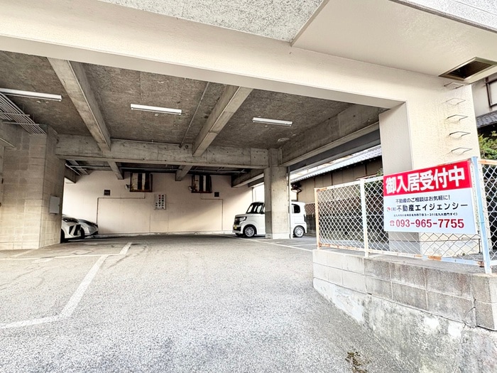 駐車場 不二ビル