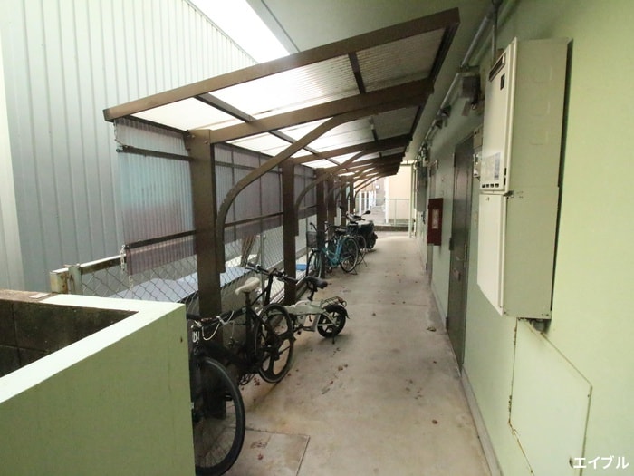 駐輪場 ロイヤルコート六本松