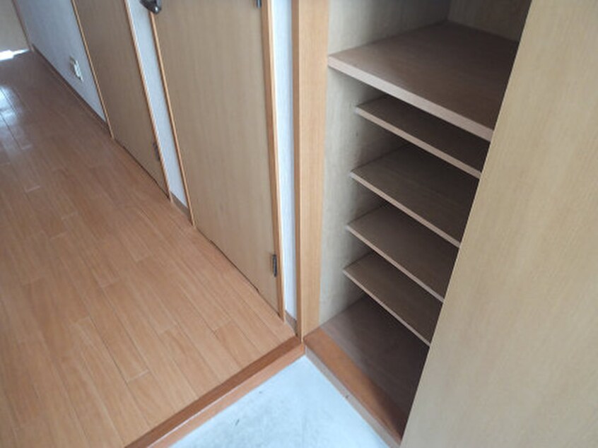 靴箱 プリンセス香春口