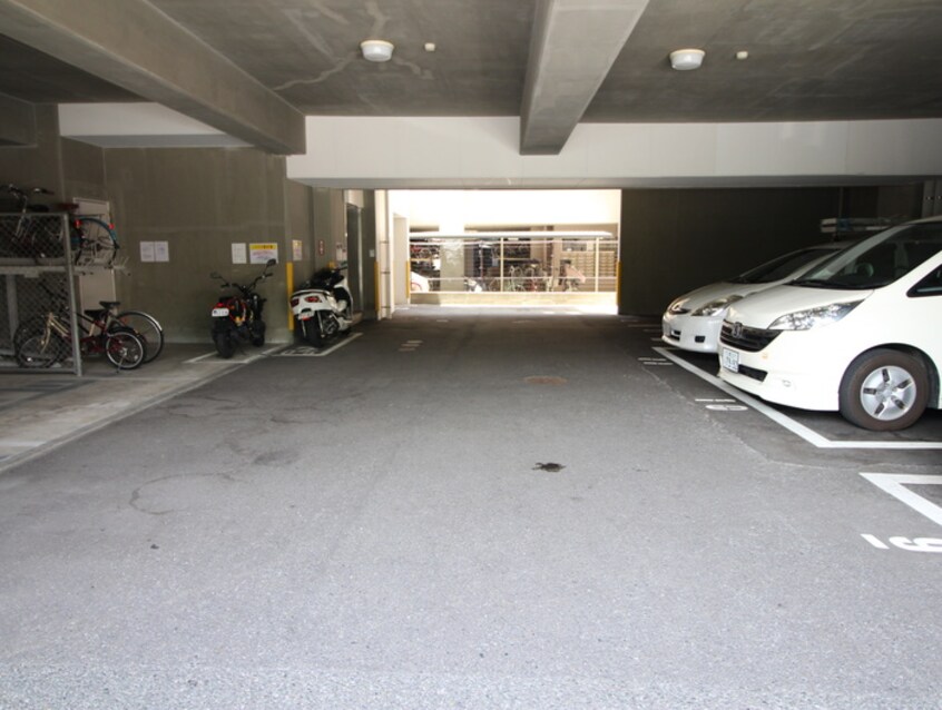 駐車場 ビュ－博多