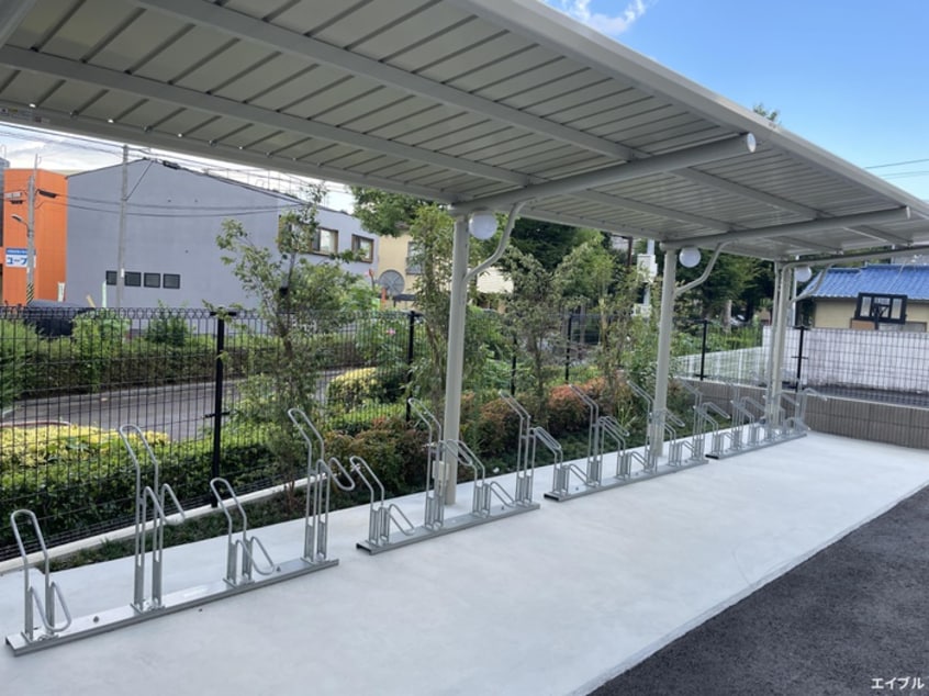 駐輪場 アルティザ春日原駅前マークス