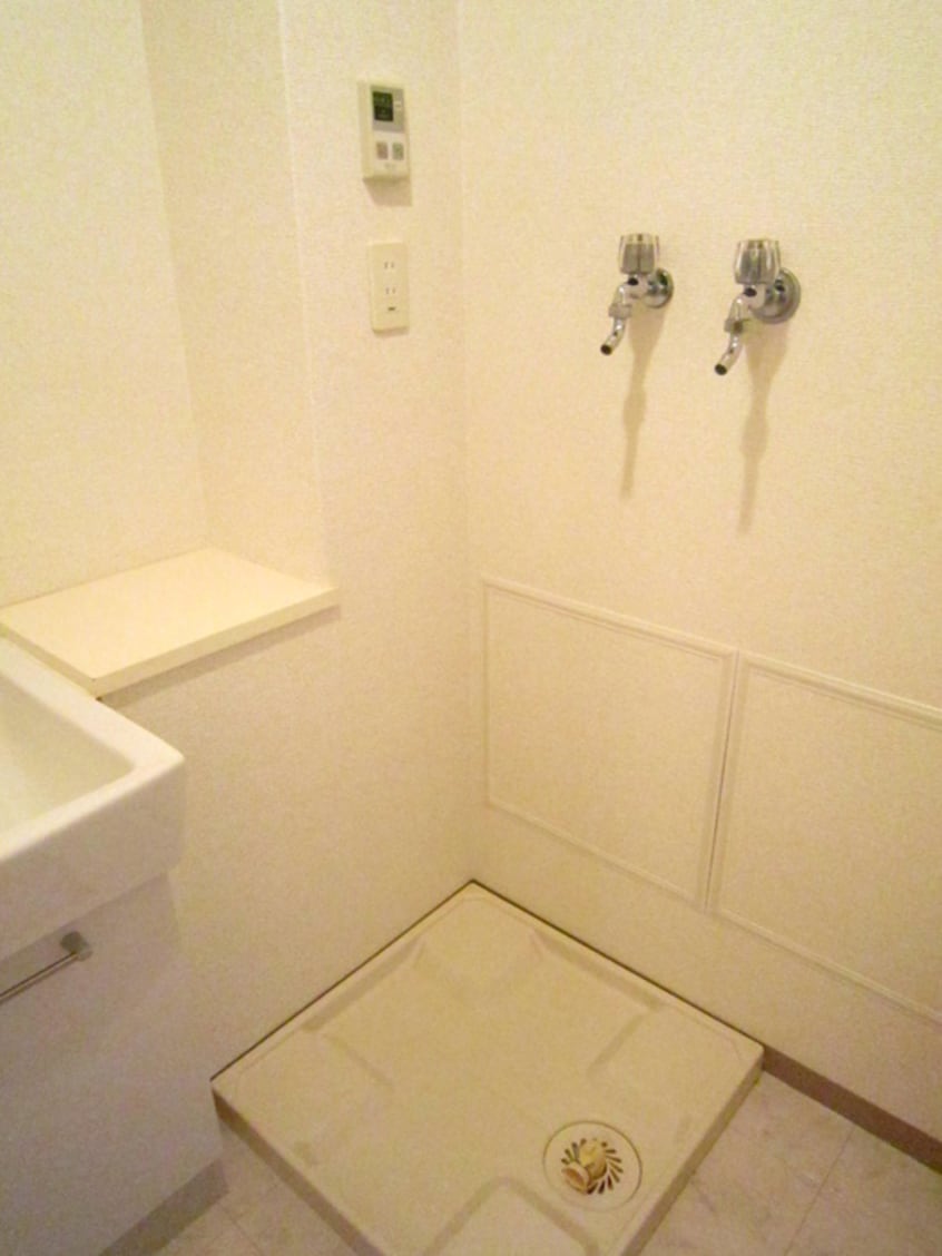 洗濯機置場 レジデンス原田